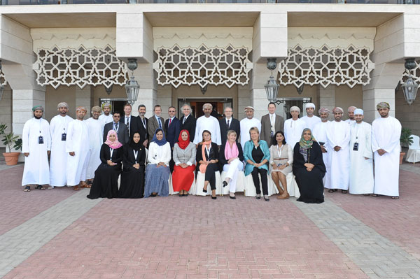 Group photo of Sultan Qaboos Awards for Excellence in eGovernment jury, awards management team and ITA board